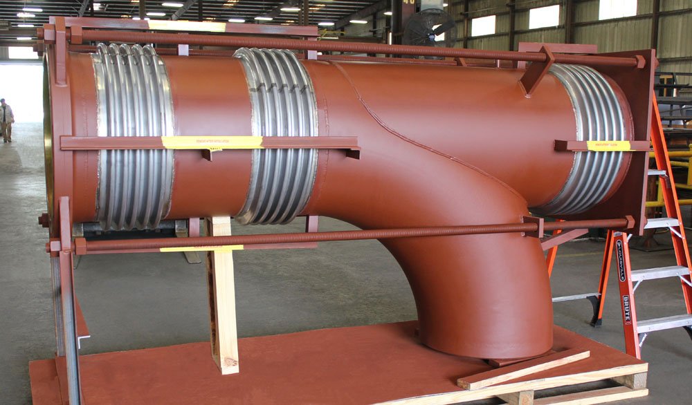 Expansion joint elbow
